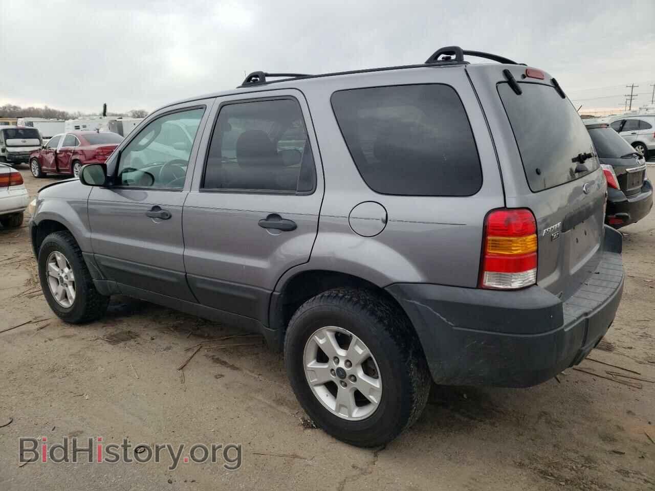 2007 FORD ESCAPE - VIN: 1FMCU93157KB45281 - Фото 2