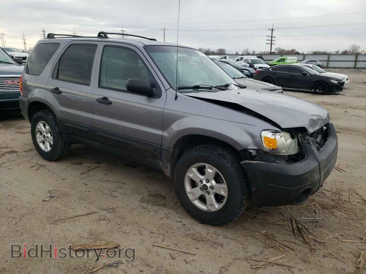 2007 FORD ESCAPE - VIN: 1FMCU93157KB45281 - Фото 4