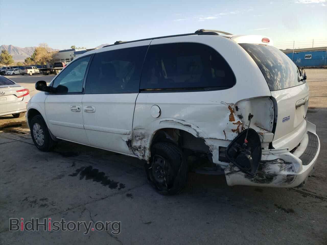 2007 CHRYSLER MINIVAN - VIN: 2A4GP44R37R191045 - Фото 2