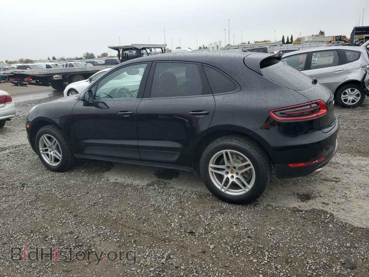 2017 PORSCHE MACAN - VIN: WP1AA2A59HLB04843 - Photo 2
