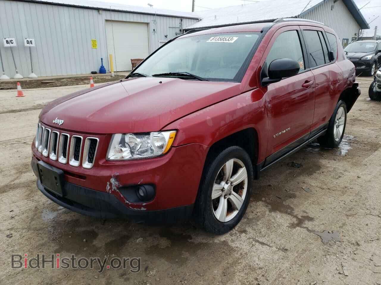 Photo 1J4NT1FBXBD151381 - JEEP COMPASS 2011