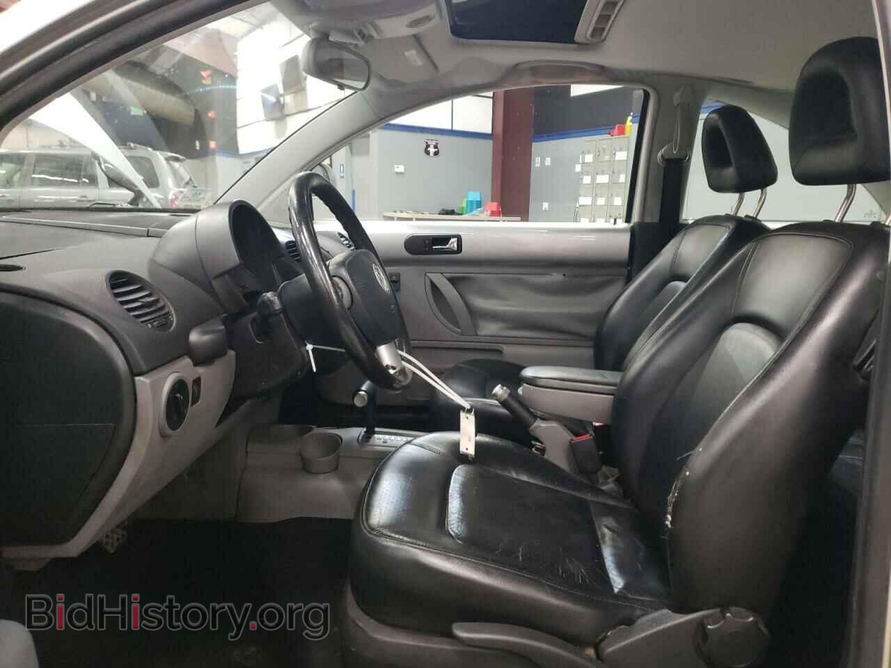 2000 VOLKSWAGEN BEETLE - VIN: 3VWDD21C8YM444873 - Фото 7