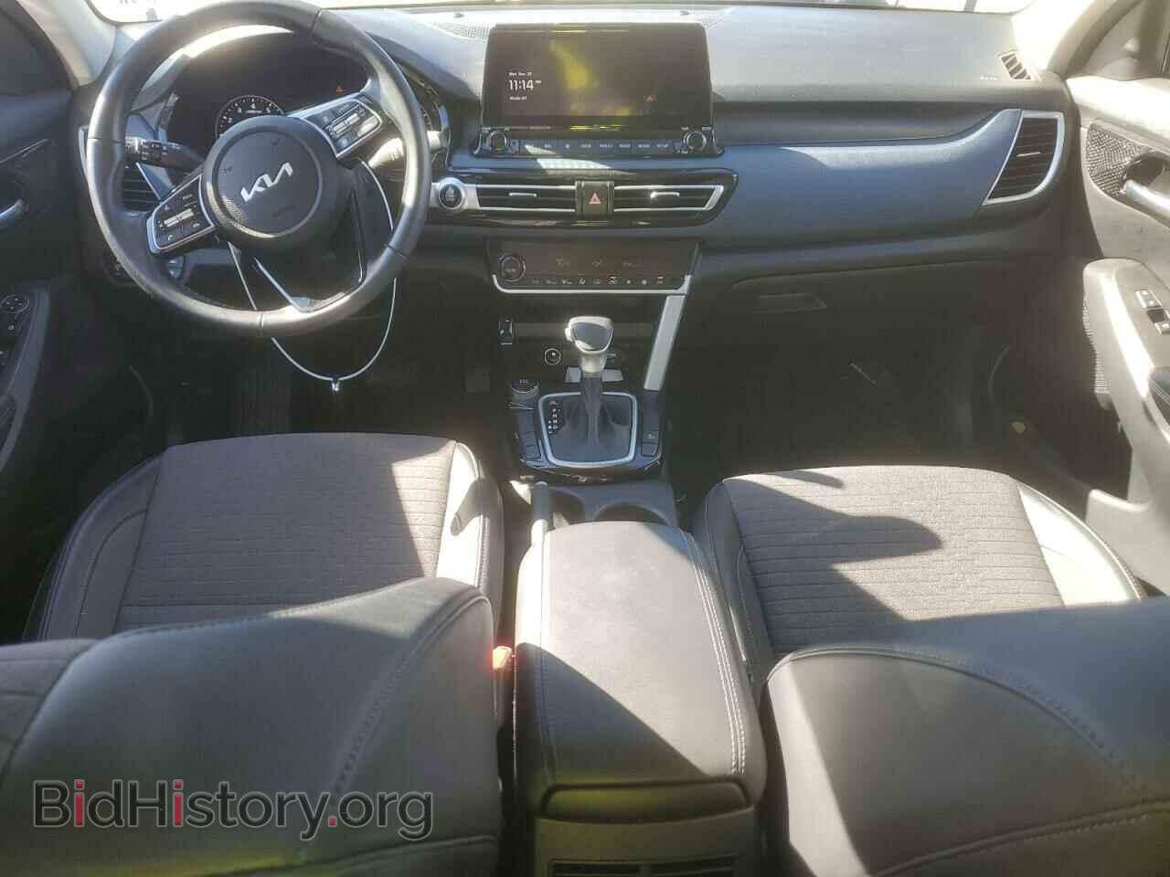 2023 KIA SELTOS - VIN: KNDEU2AA8P7393843 - Фото 8
