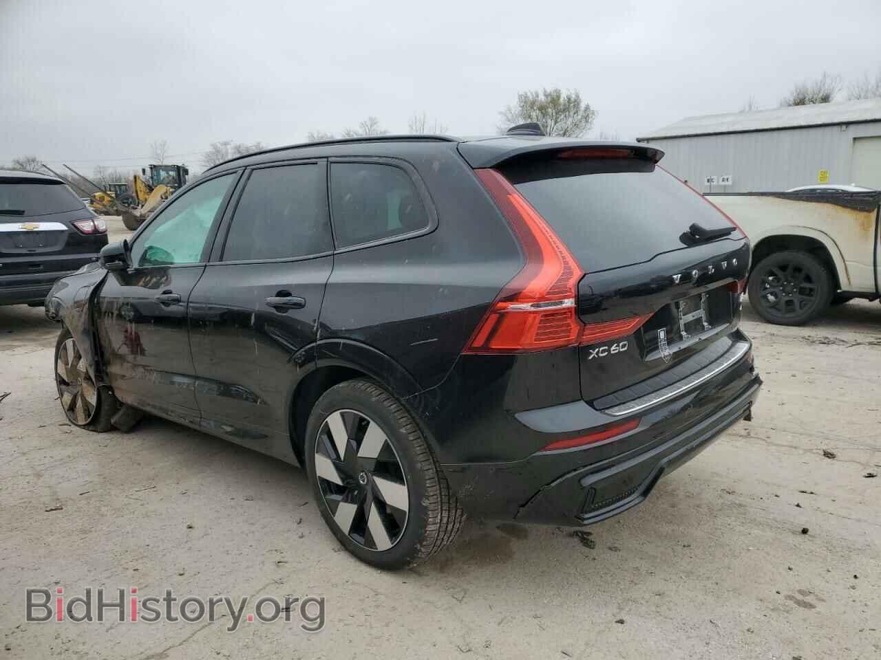 2025 VOLVO XC60 PLUS - VIN: YV4H60RC0S1026249 - Фото 2