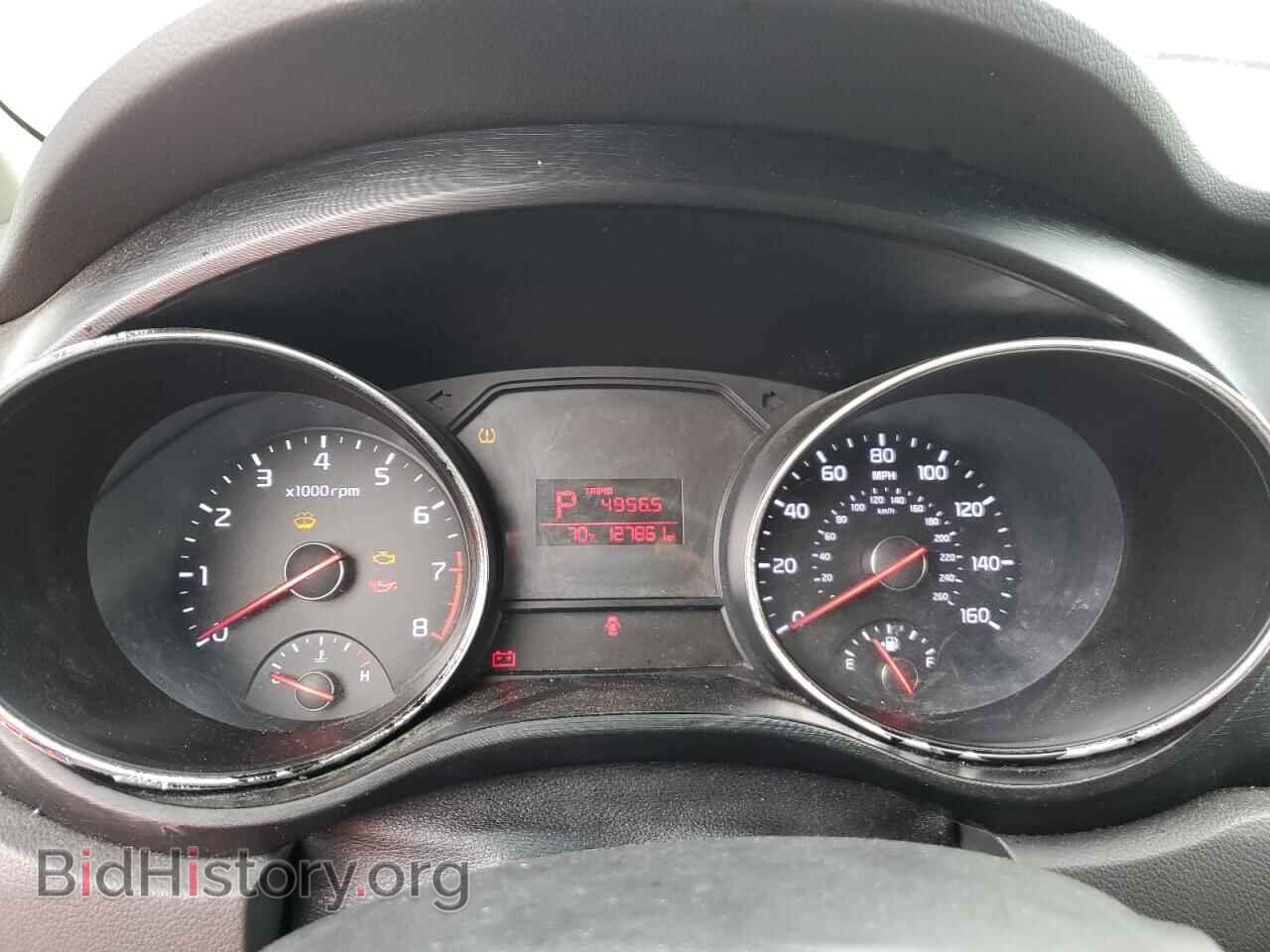 2016 KIA All Models - VIN: KNDMB5C19G6128533 - Фото 9