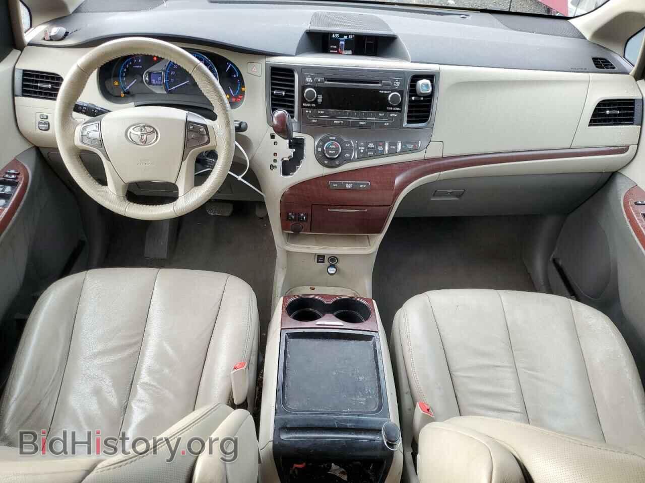 2011 TOYOTA All Models - VIN: 5TDYK3DC5BS025155 - Фото 8