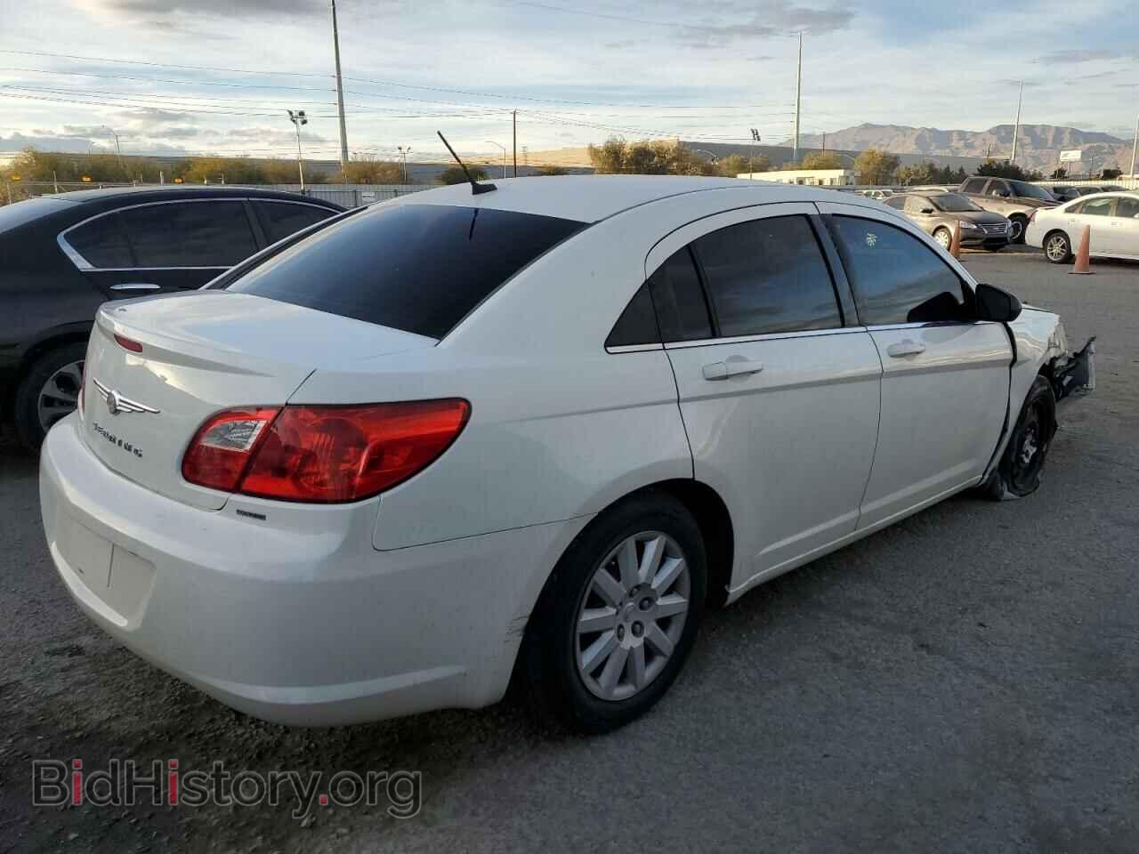 2010 CHRYSLER SEBRING - VIN: 1C3CC4FB3AN219936 - Фото 3