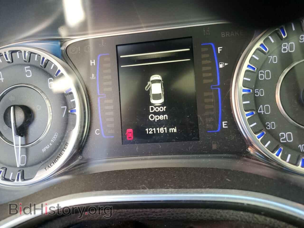 2016 CHRYSLER 200 - VIN: 1C3CCCFB4GN121081 - Фото 9