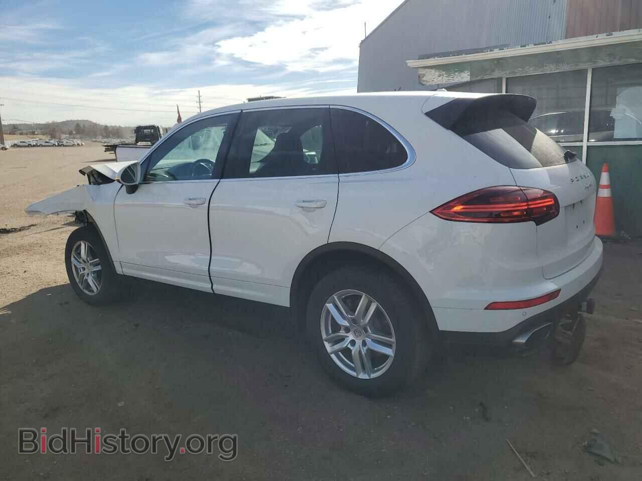2017 PORSCHE CAYENNE - VIN: WP1AA2A21HKA90822 - Фото 2