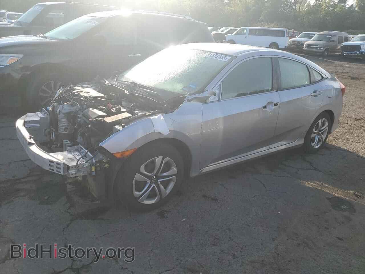 Photo 19XFC2F53JE204655 - HONDA CIVIC 2018