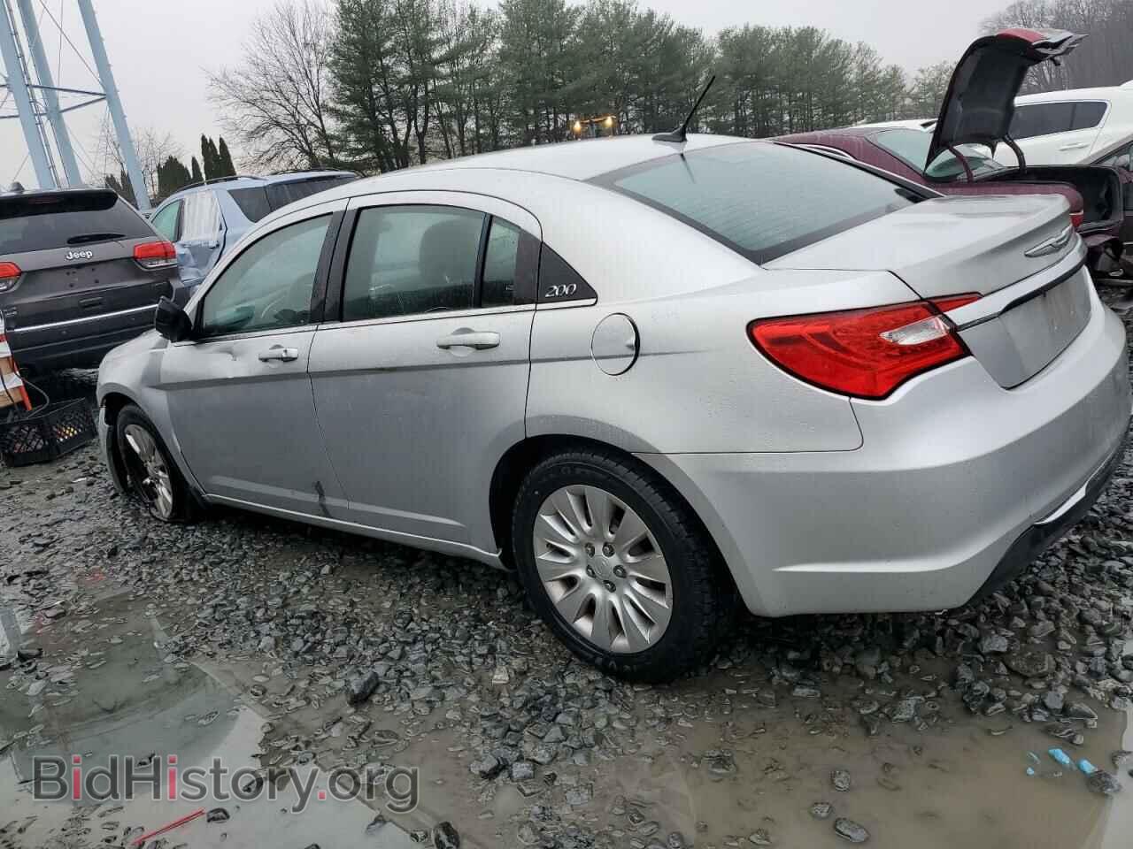2012 CHRYSLER 200 - VIN: 1C3CCBAB3CN172342 - Фото 2