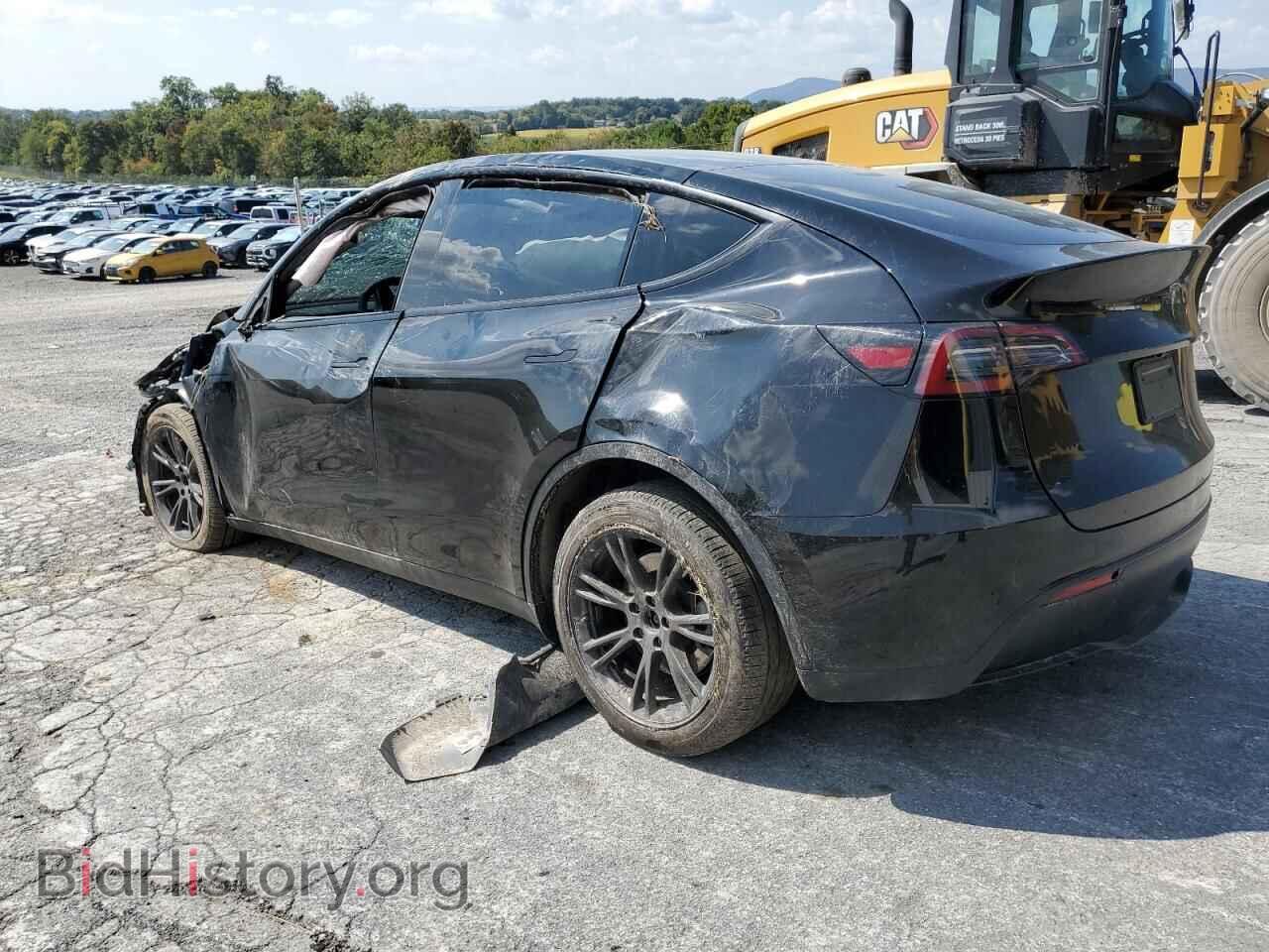 2024 TESLA MODEL Y - VIN: 7SAYGDED6RF206541 - Фото 2