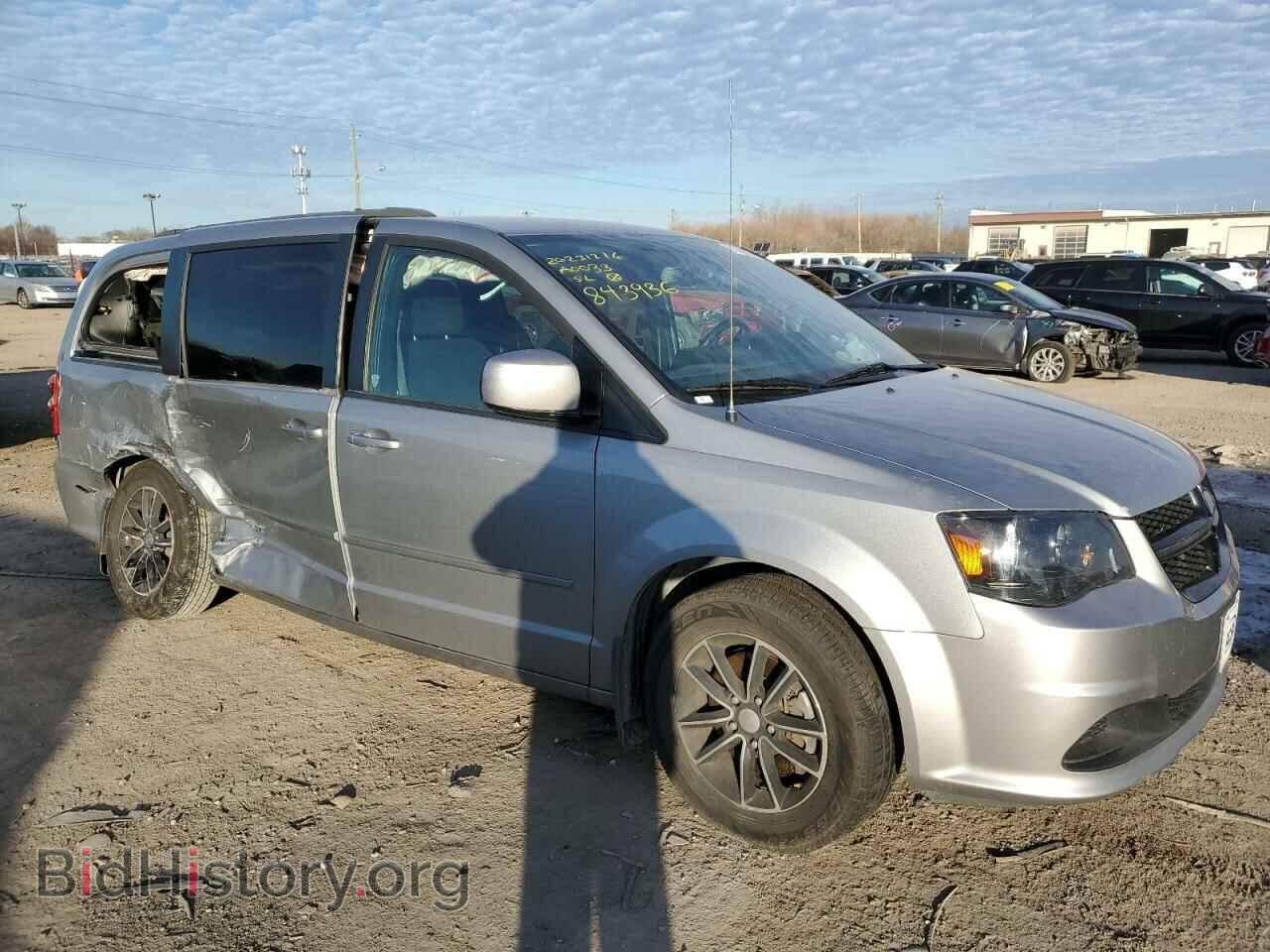 2017 DODGE CARAVAN - VIN: 2C4RDGBG7HR843936 - Photo 4