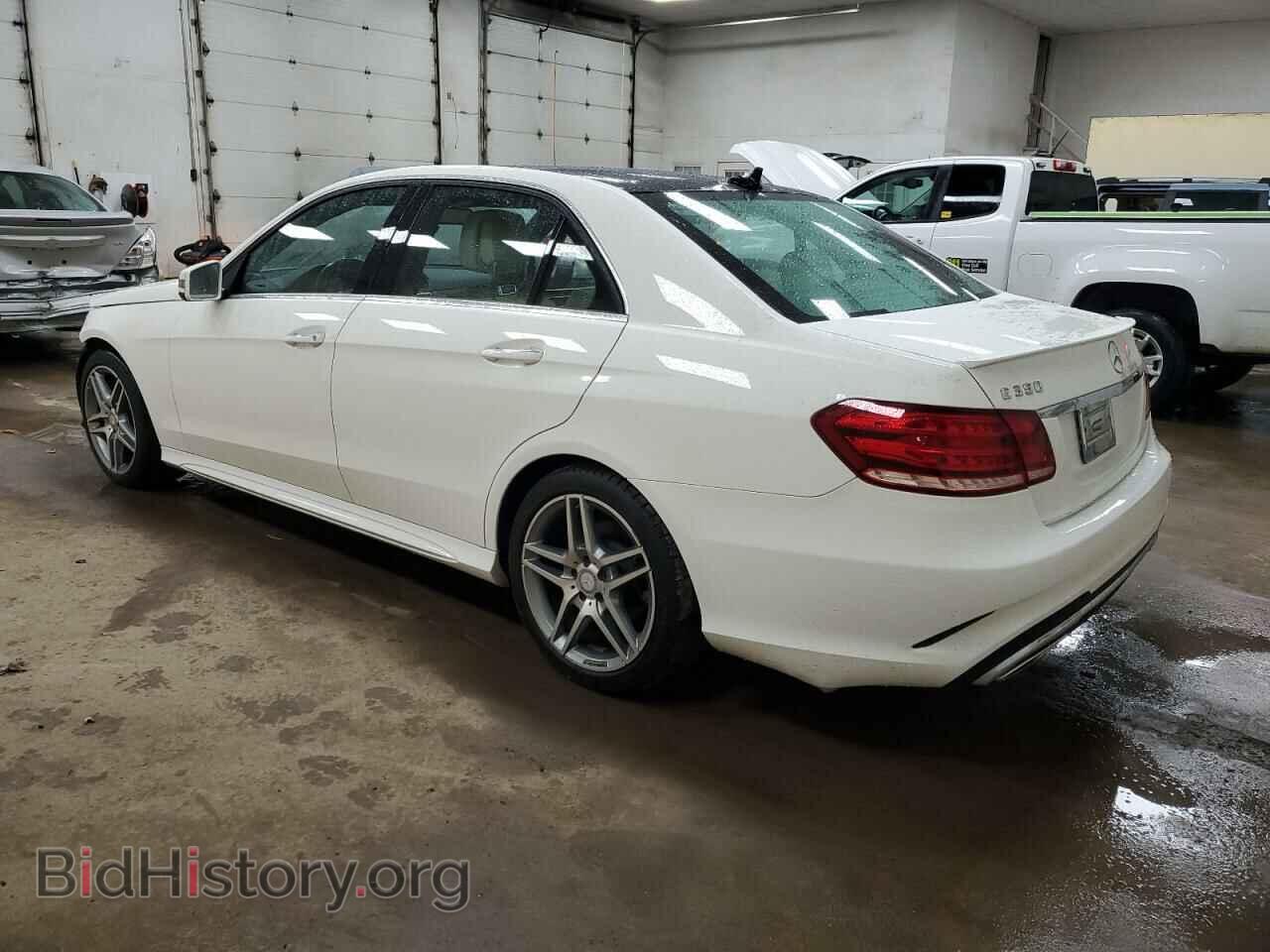 2014 MERCEDES-BENZ E-CLASS - VIN: WDDHF5KBXEA861982 - Фото 2