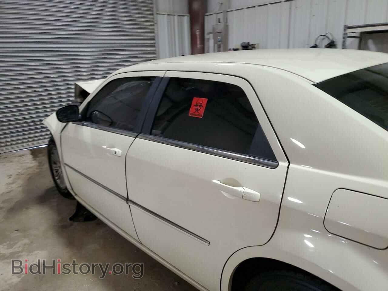 2009 CHRYSLER 300 - VIN: 2C3KA43D99H612335 - Фото 8