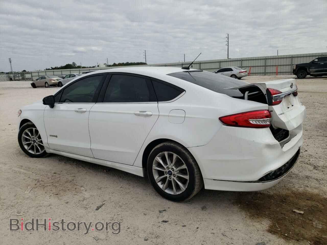 2017 FORD FUSION - VIN: 3FA6P0LU7HR385708 - Фото 2