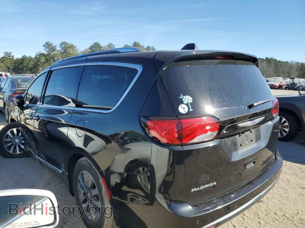 2019 CHRYSLER PACIFICA - VIN: 2C4RC1EG6KR590062 - Photo 2