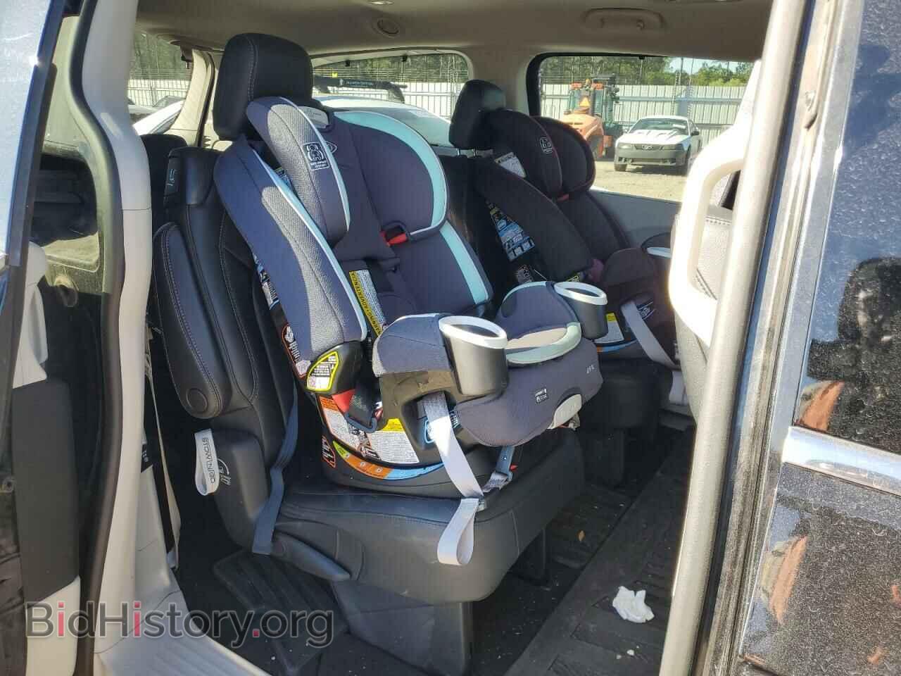2019 CHRYSLER PACIFICA - VIN: 2C4RC1EG6KR590062 - Photo 11