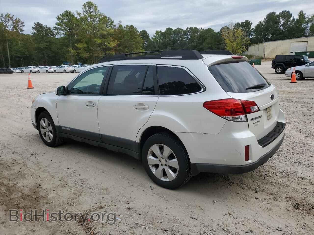 2011 SUBARU OUTBACK - VIN: 4S4BRCCC8B3375105 - Фото 2