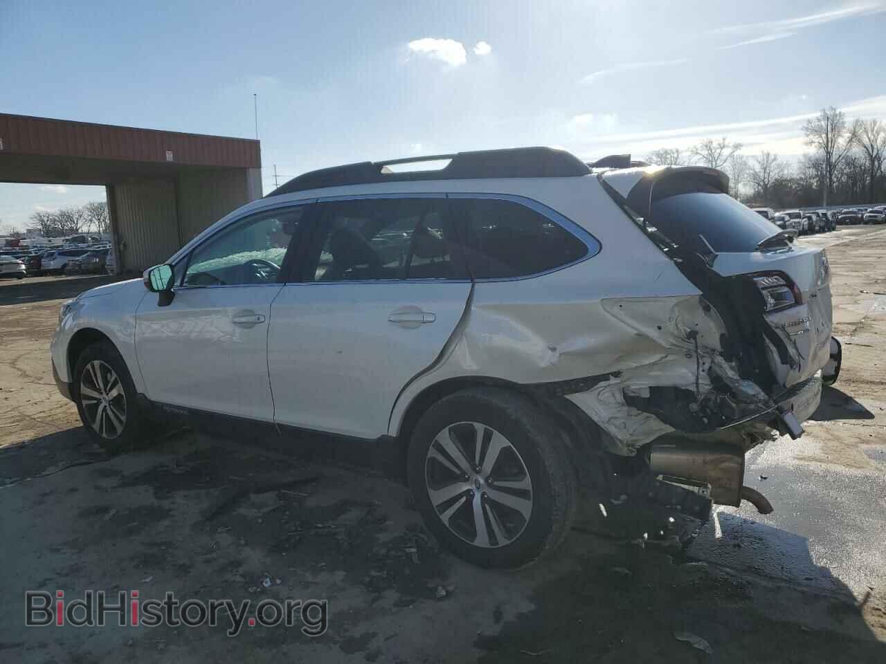 2019 SUBARU OUTBACK - VIN: 4S4BSANCXK3305501 - Фото 2