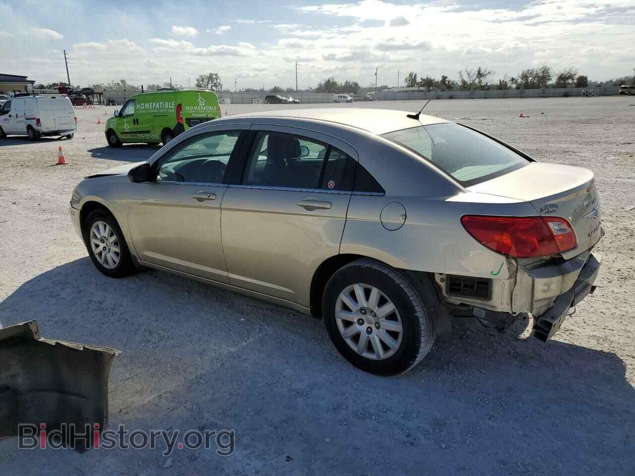 2010 CHRYSLER SEBRING - VIN: 1C3CC4FB5AN115626 - Фото 2