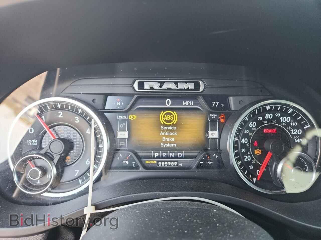 2019 RAM 1500 - VIN: 1C6SRFFT0KN690168 - Фото 9