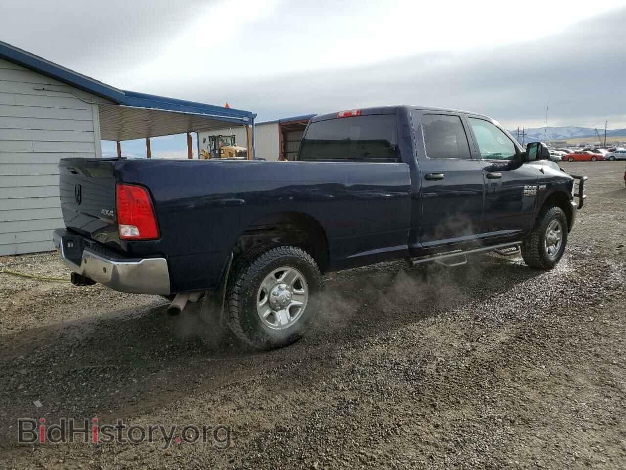 2017 RAM All Models - VIN: 3C6UR5HJ6HG581651 - Фото 3