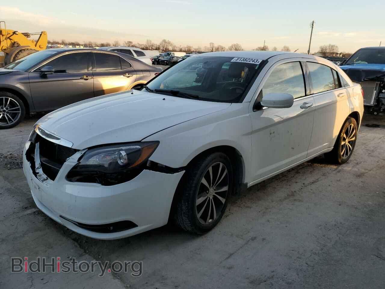 Фотография 1C3CCBHG2CN278945 - CHRYSLER 200 2012