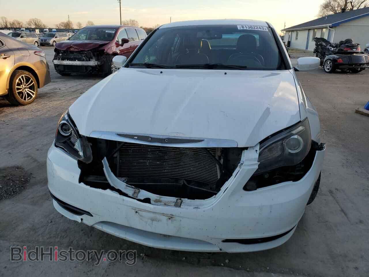 2012 CHRYSLER 200 - VIN: 1C3CCBHG2CN278945 - Фото 5