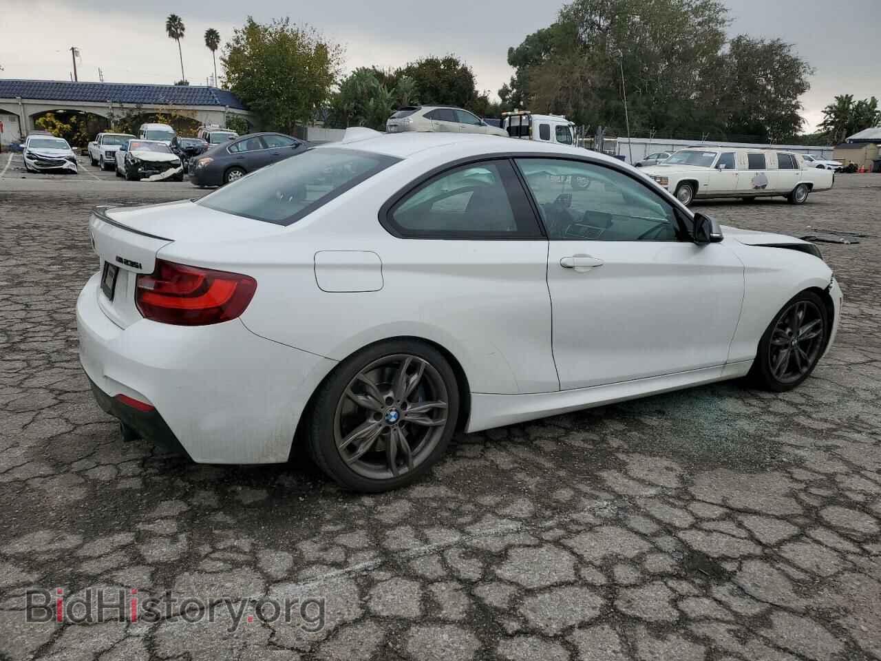 2016 BMW M2 - VIN: WBA1J7C53GV359855 - Фото 3