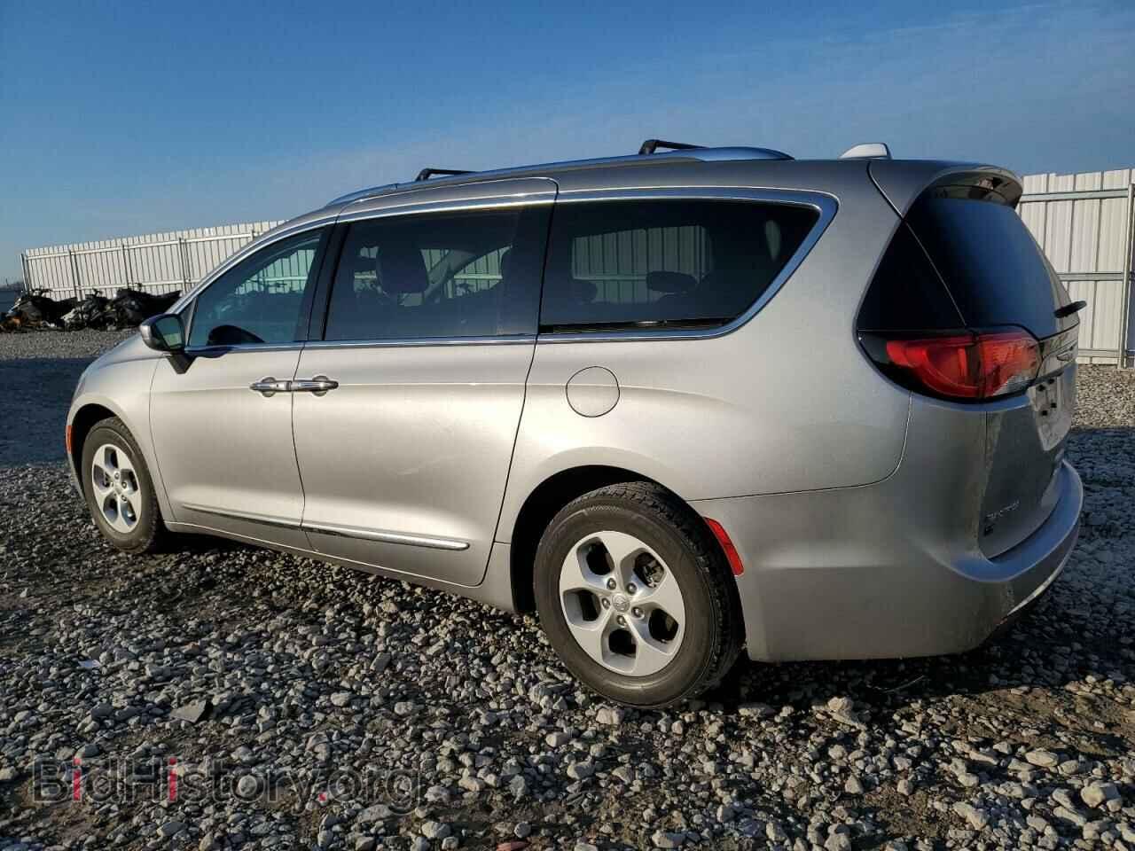 2017 CHRYSLER PACIFICA - VIN: 2C4RC1EG1HR684262 - Photo 2