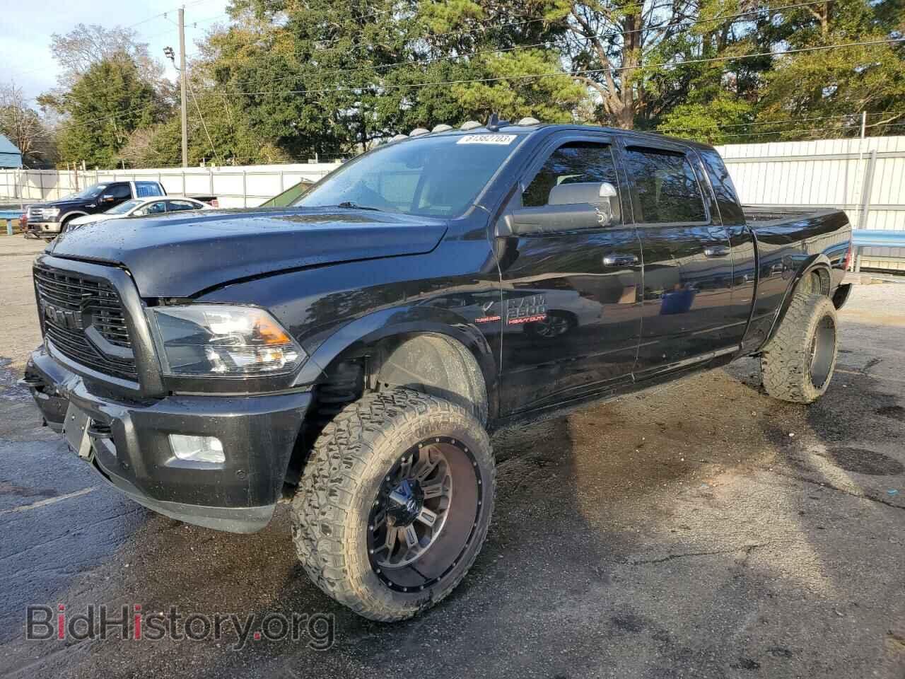 Photo 3C6UR5ML3JG193371 - RAM All Models 2018