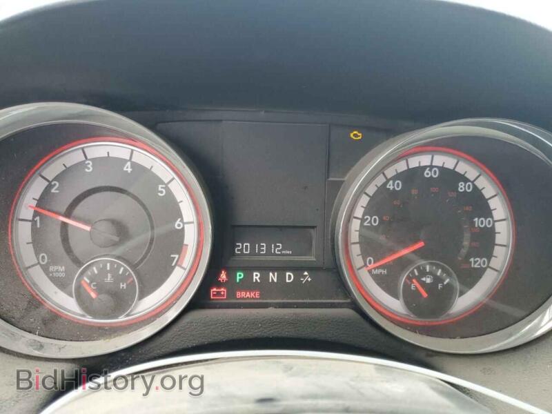 2011 Dodge CARAVAN (VIN 2D4RN3DG1BR755980) — фото 9 из 13