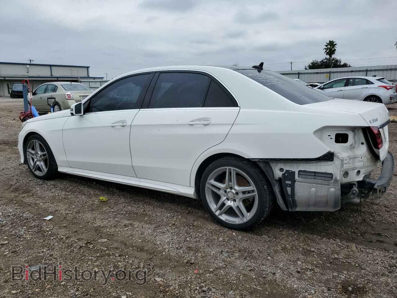 2014 MERCEDES-BENZ E-CLASS - VIN: WDDHF5KB4EA902669 - Фото 2