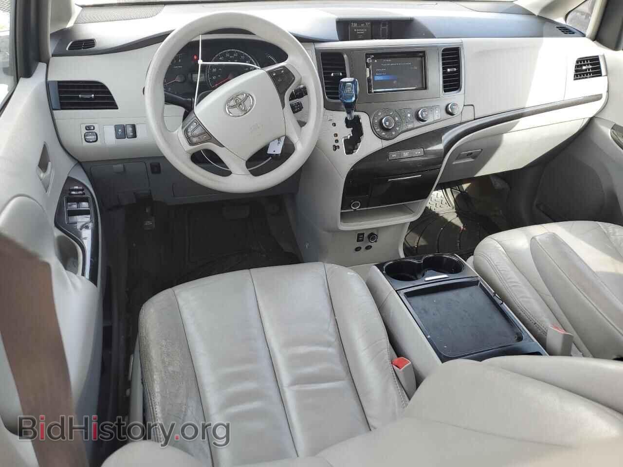 2011 TOYOTA All Models - VIN: 5TDKK3DC0BS123368 - Фото 8