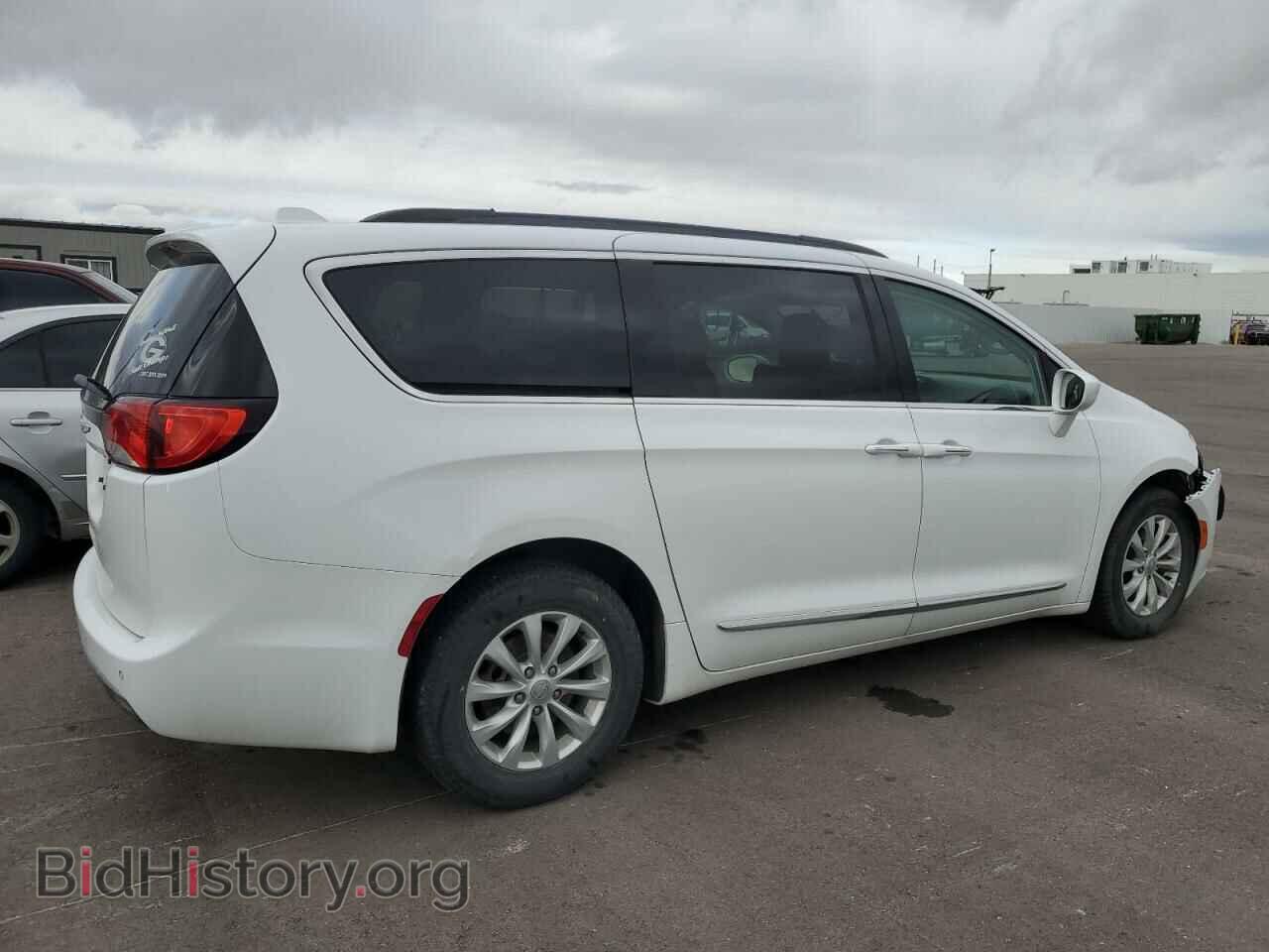2017 CHRYSLER PACIFICA - VIN: 2C4RC1BG1HR540022 - Фото 3