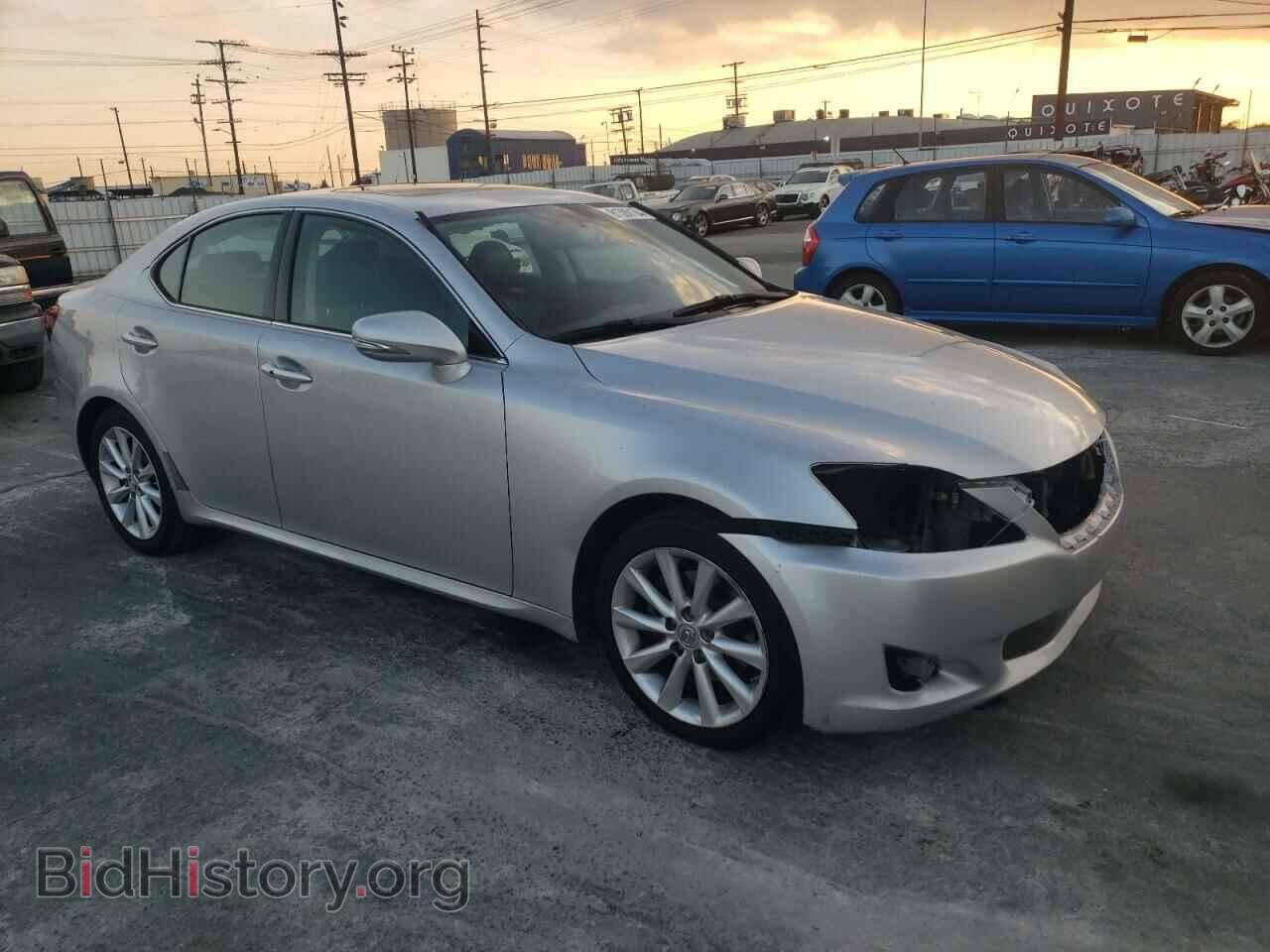 2010 LEXUS IS - VIN: JTHBF5C24A5127936 - Photo 4