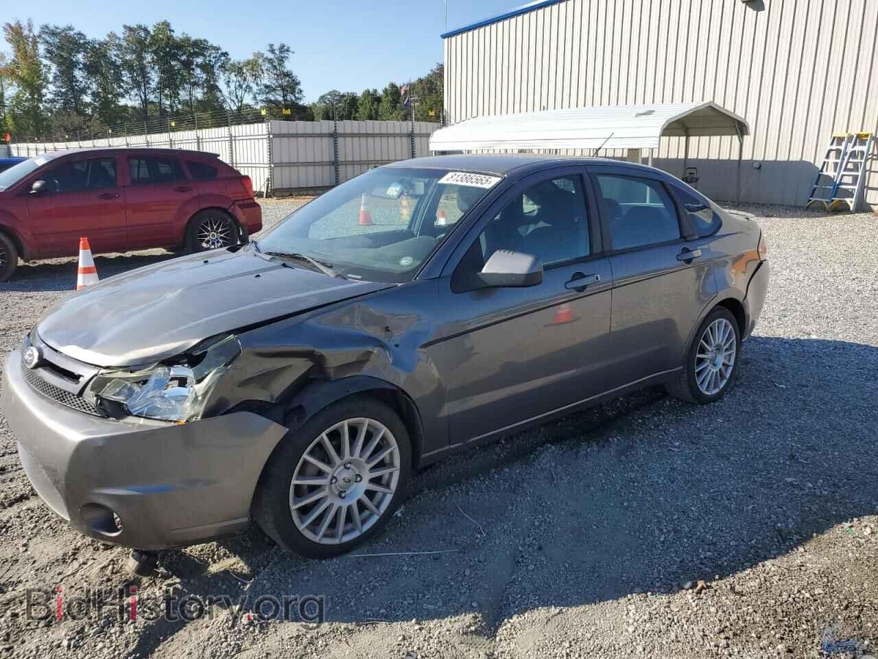 Photo 1FAHP3GN2BW174076 - FORD FOCUS 2011