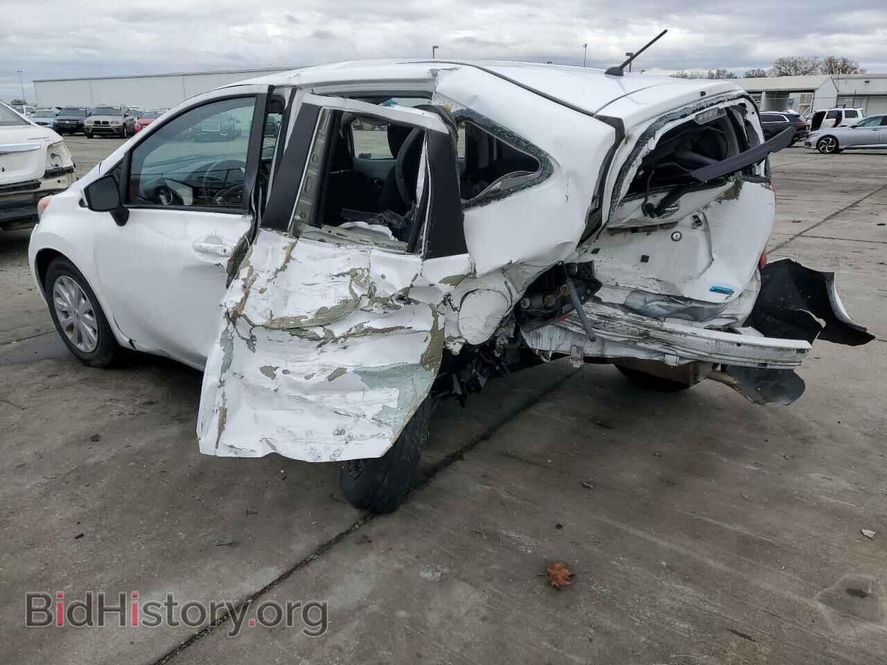 2015 NISSAN VERSA - VIN: 3N1CE2CP8FL401345 - Фото 2
