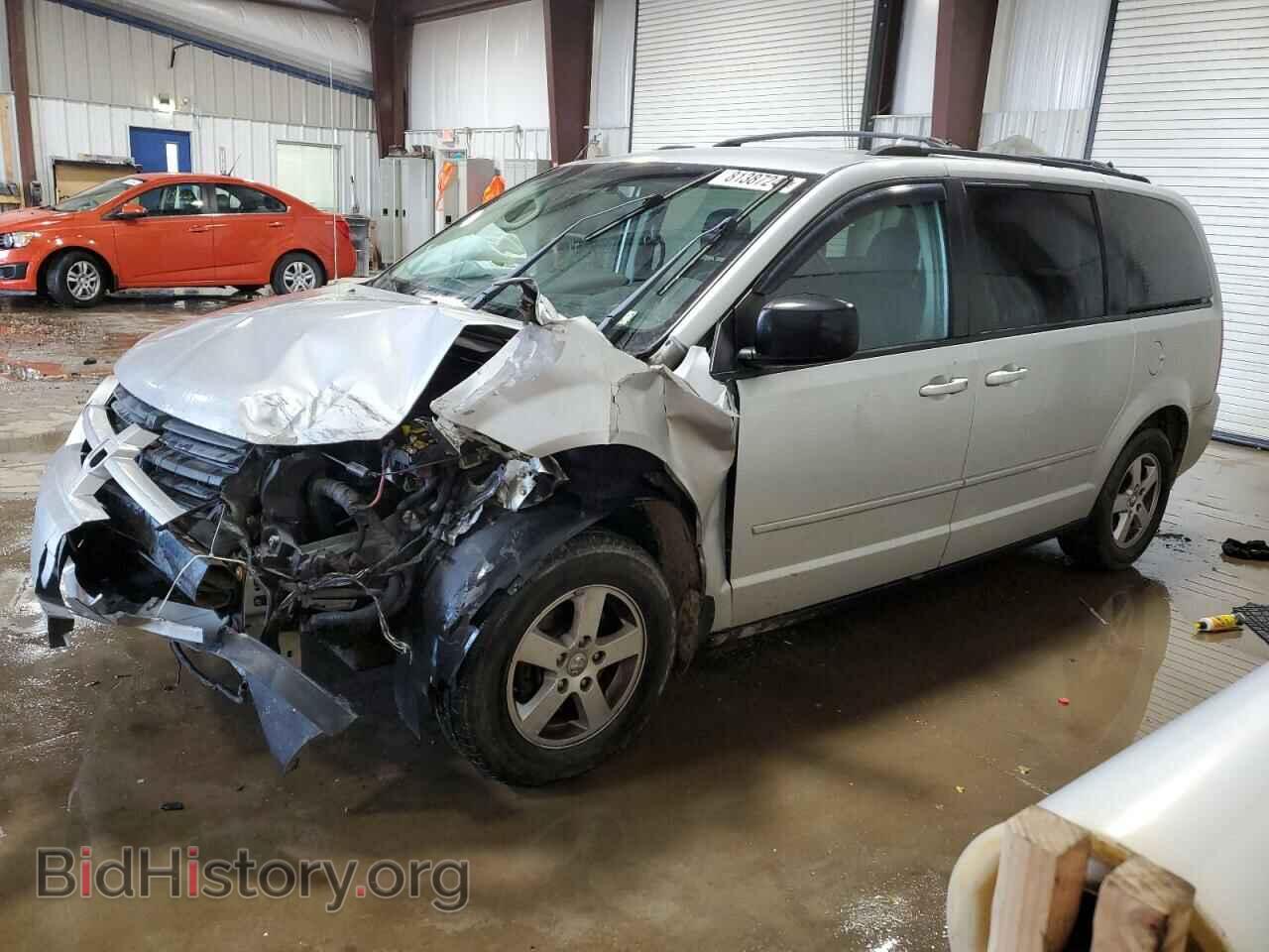 Photo 2D4RN3D1XAR411459 - DODGE CARAVAN 2010