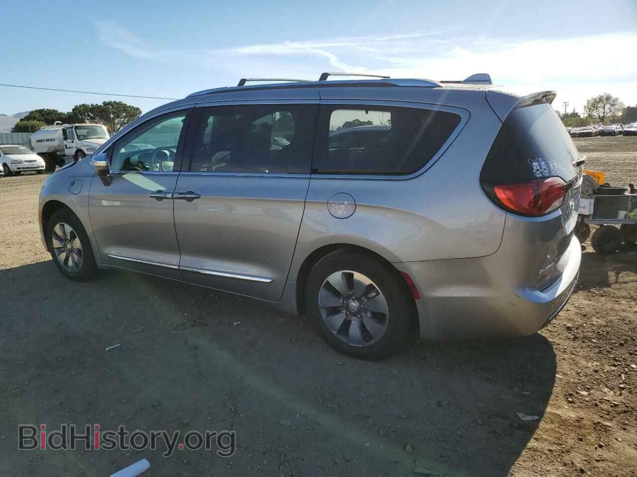2017 CHRYSLER PACIFICA - VIN: 2C4RC1J76HR500682 - Фото 2