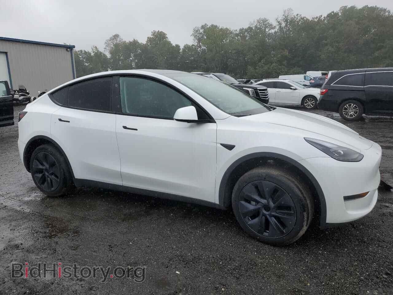 2024 TESLA MODEL Y - VIN: 7SAYGDED2RF155524 - Фото 4