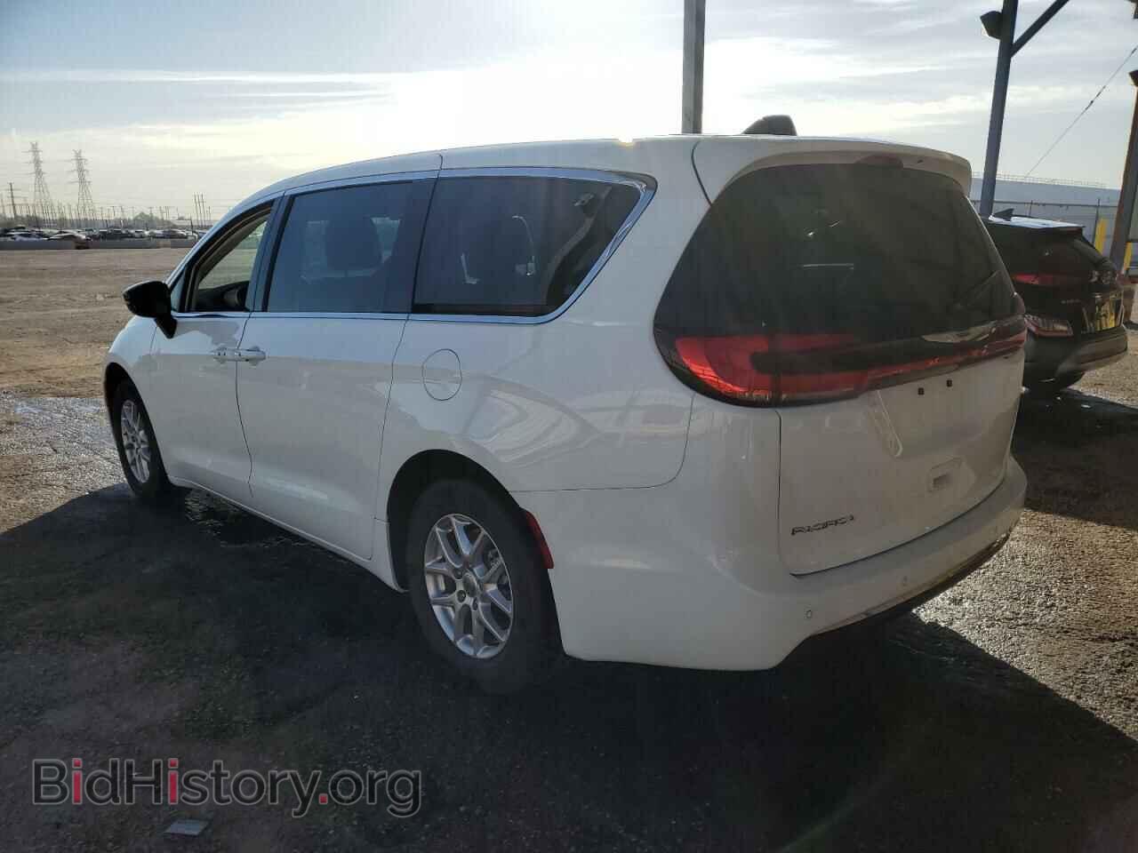 2024 CHRYSLER PACIFICA - VIN: 2C4RC1BG8RR156272 - Фото 2