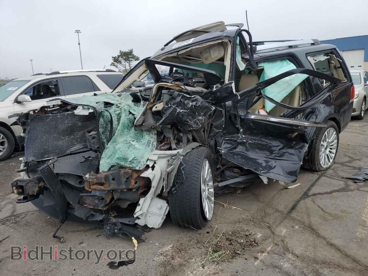 Photo 5LMJJ2JT7FEJ08058 - LINCOLN NAVIGATOR 2015