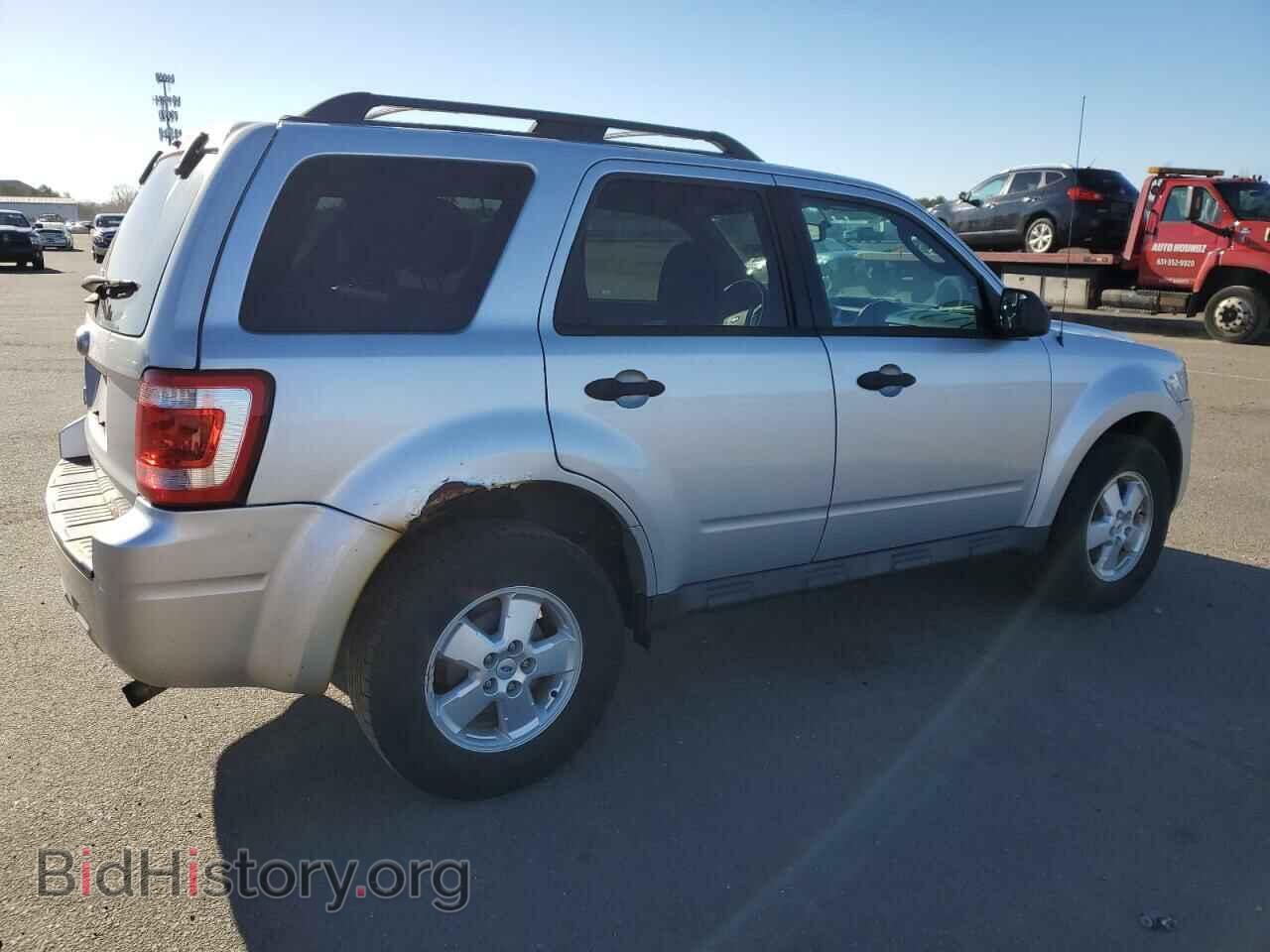 2011 FORD ESCAPE - VIN: 1FMCU0D70BKB39380 - Фото 3