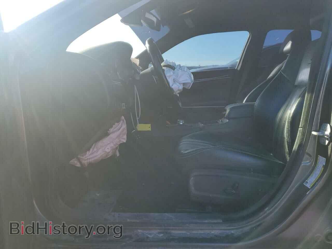 2019 CHRYSLER 300 - VIN: 2C3CCAGGXKH648431 - Фото 7