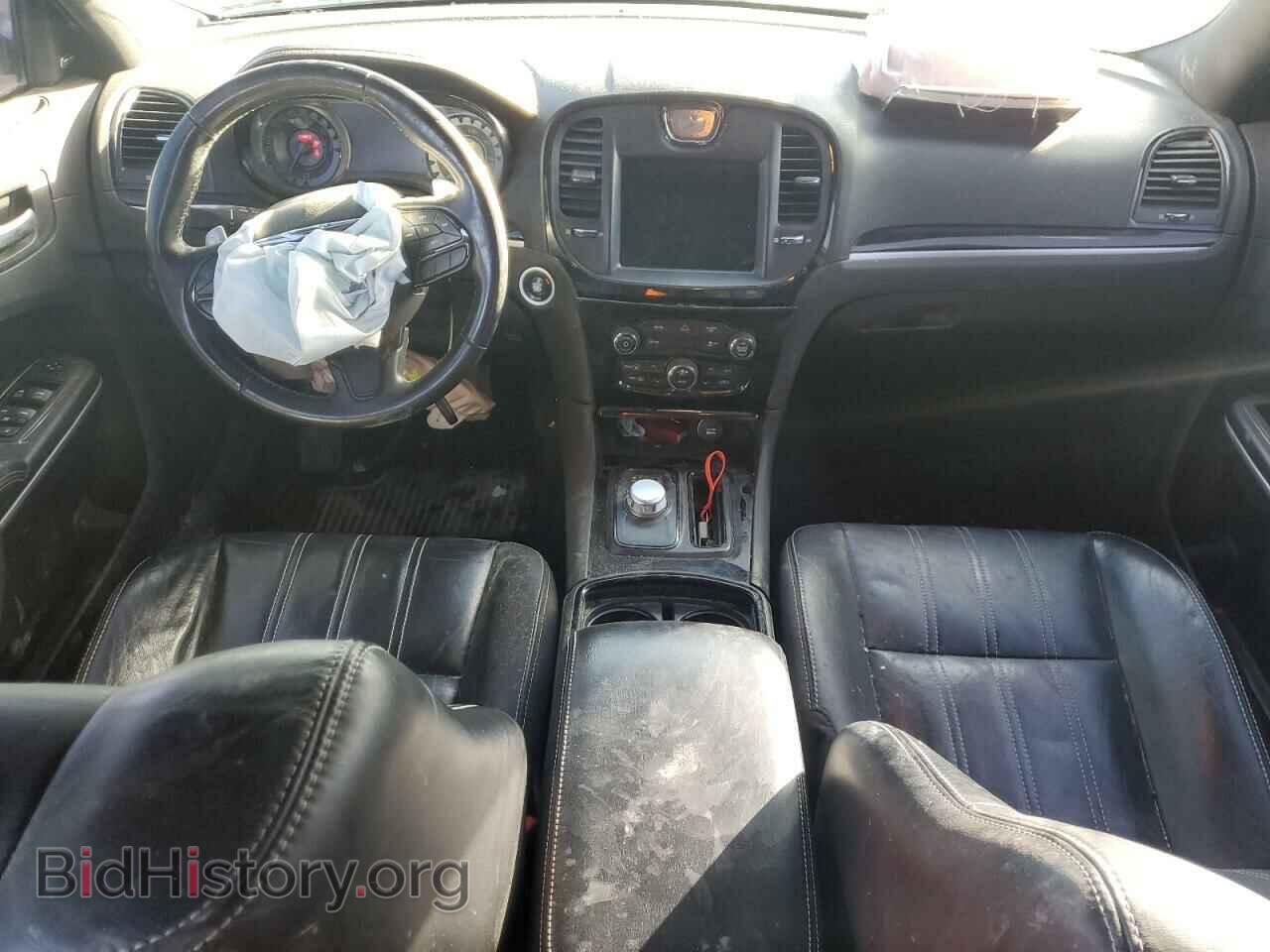 2019 CHRYSLER 300 - VIN: 2C3CCAGGXKH648431 - Фото 8