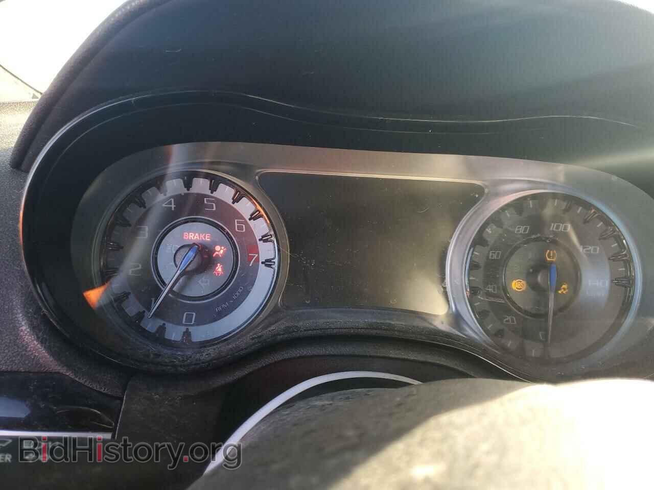 2019 CHRYSLER 300 - VIN: 2C3CCAGGXKH648431 - Фото 9