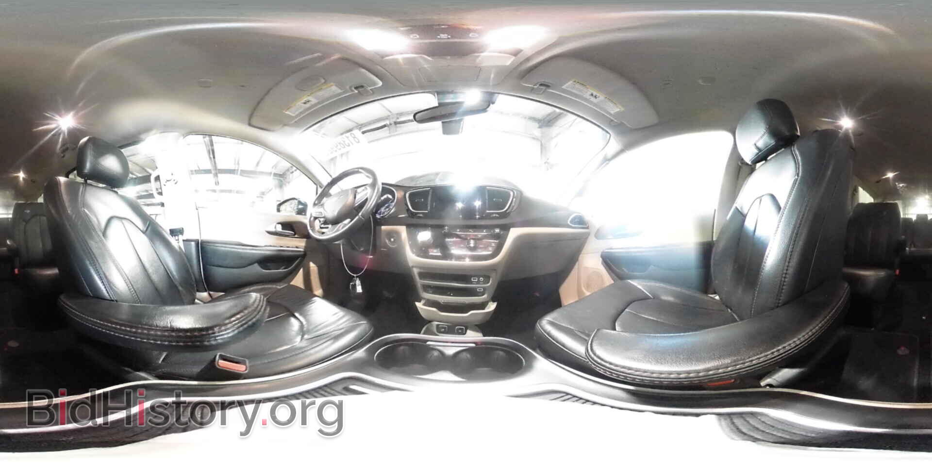 2018 CHRYSLER PACIFICA - VIN: 2C4RC1EG7JR157252 - Photo 16