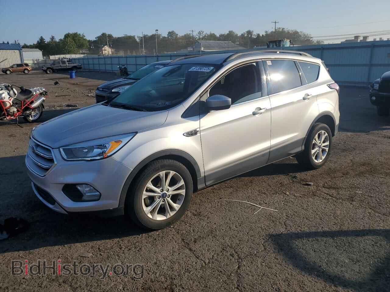 Photo 1FMCU0GD9JUD00670 - FORD ESCAPE 2018